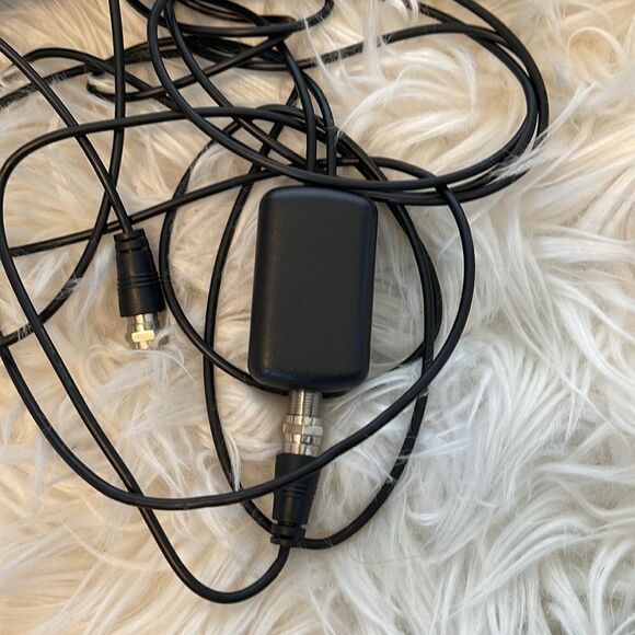 NWOT Skywire Indoor 200 Mile Range Antenna - Picture 3 of 8